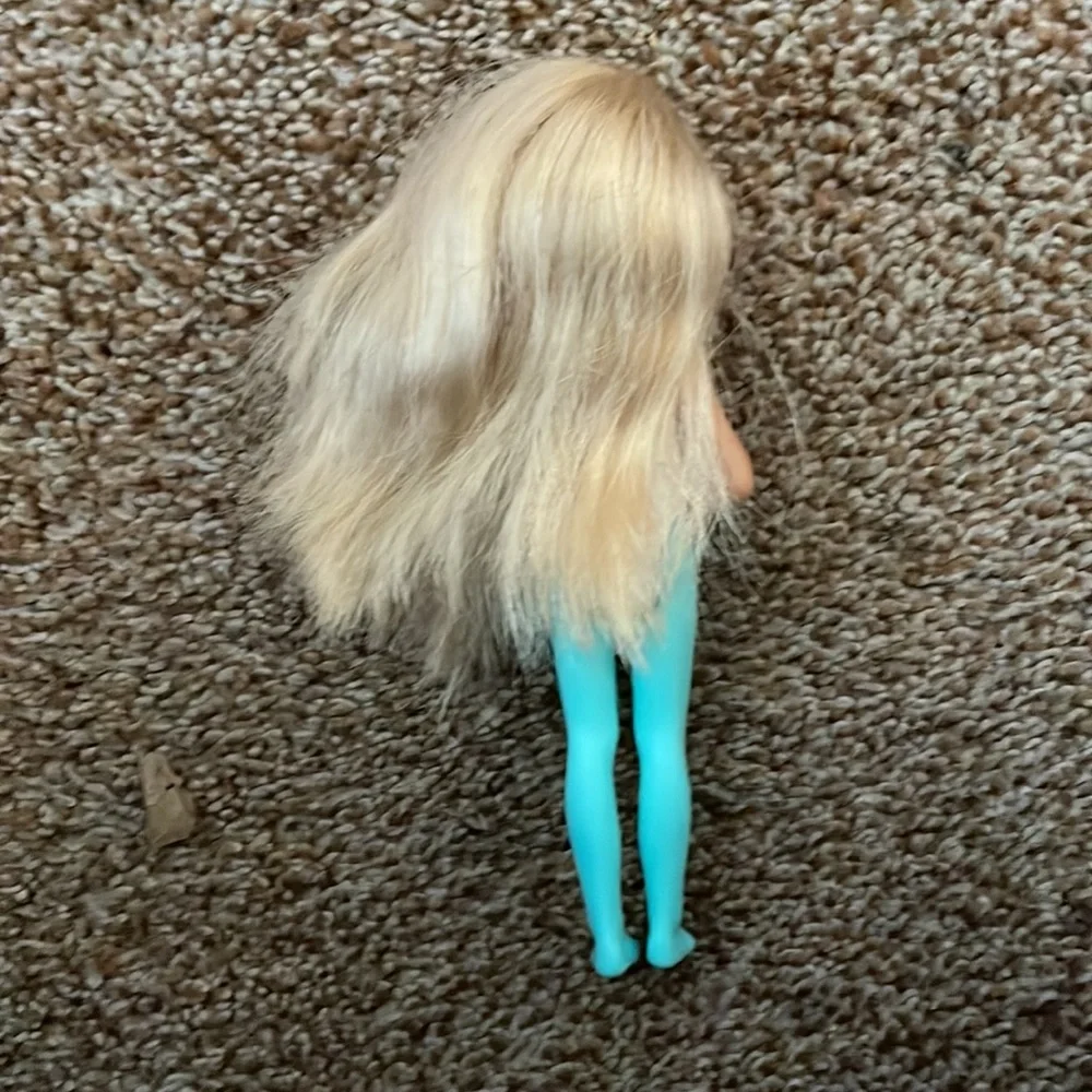 Barbie travel Chelsea doll 5.5”